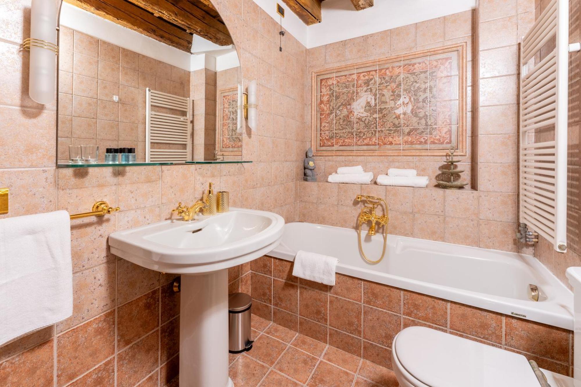Sgarzerie Luxury Flat 2 Rooms 120Mq Verona Exterior photo