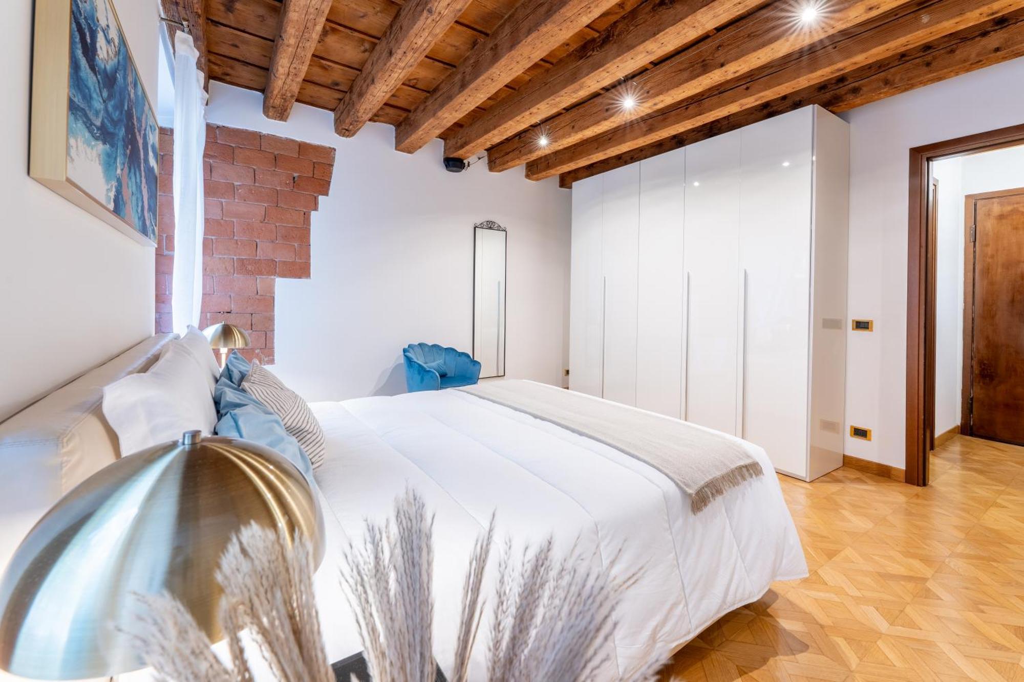 Sgarzerie Luxury Flat 2 Rooms 120Mq Verona Exterior photo