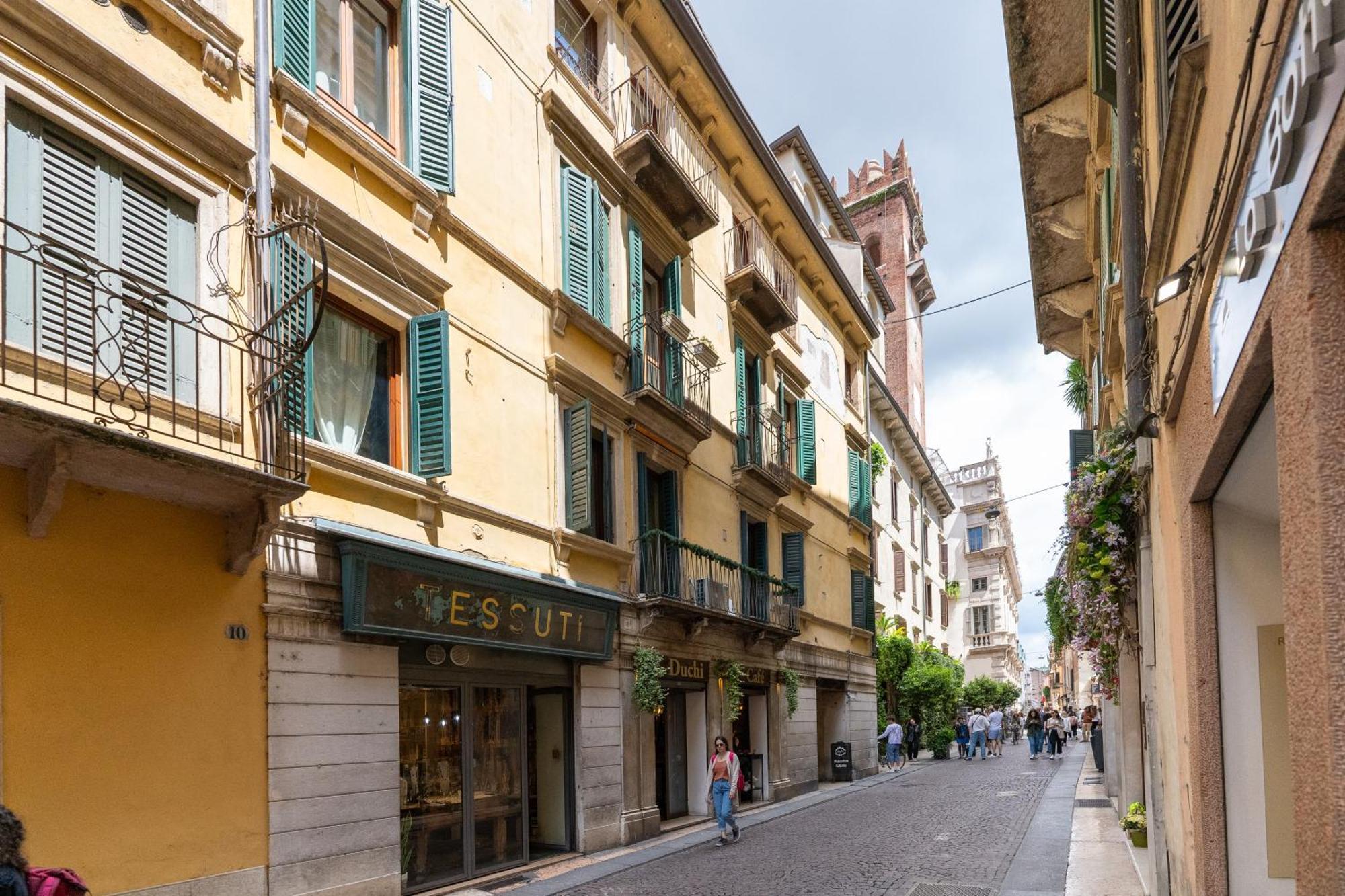 Sgarzerie Luxury Flat 2 Rooms 120Mq Verona Exterior photo