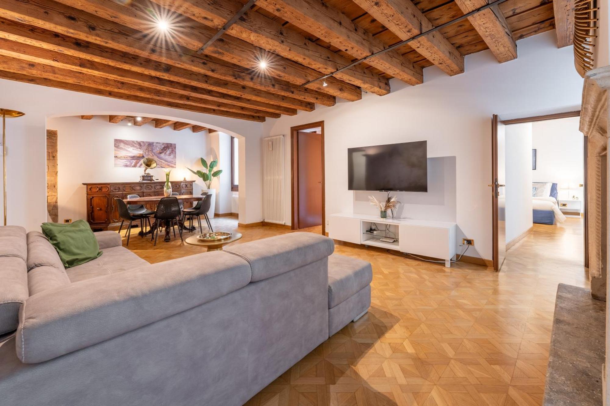 Sgarzerie Luxury Flat 2 Rooms 120Mq Verona Exterior photo